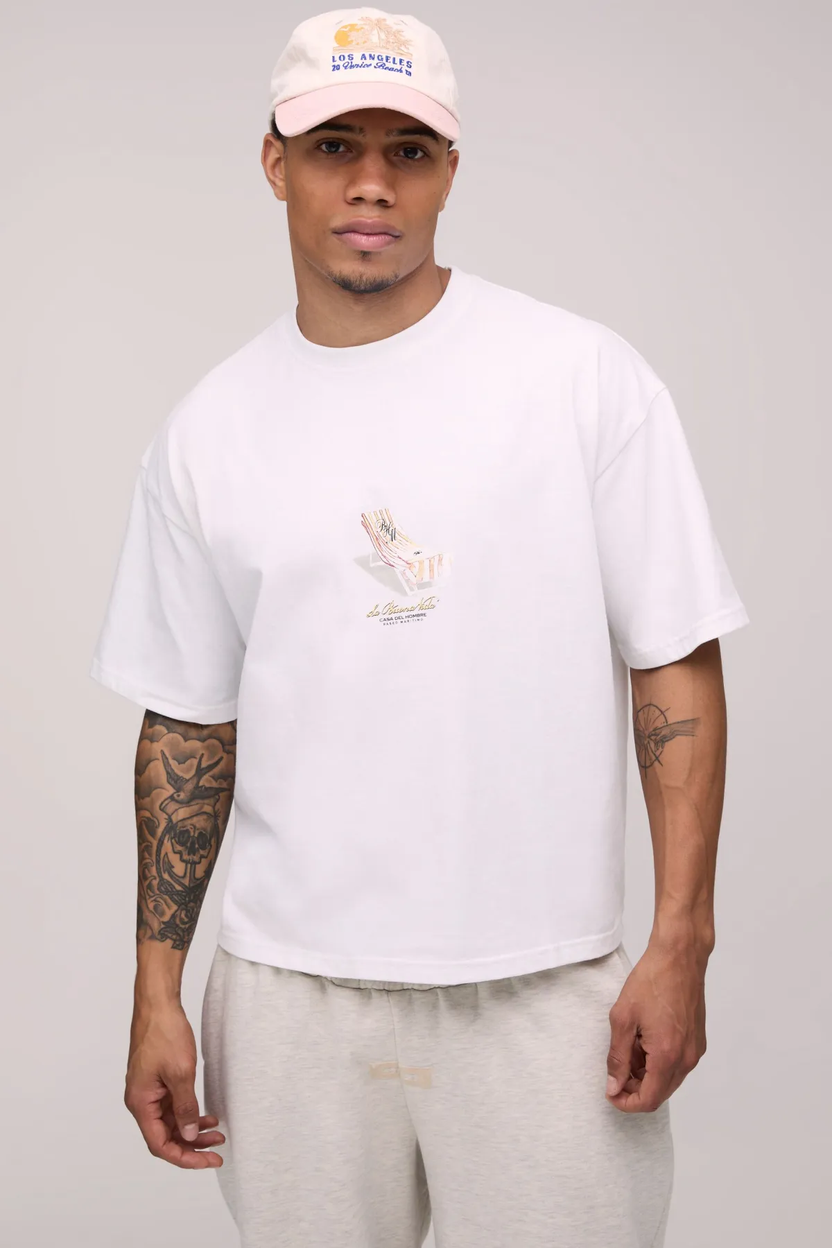 boohooMAN T-shirt Boxy Oversize Imprimé Chaise De Plage Miniature<Homme T-Shirts Impriméstendances|T-Shirts