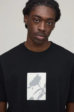 T-shirt Coupe Regular Avec Imprimé Floral Sur La Poitrine