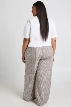 T-shirt Court Ample Et Boxy Oversize Plus Basic