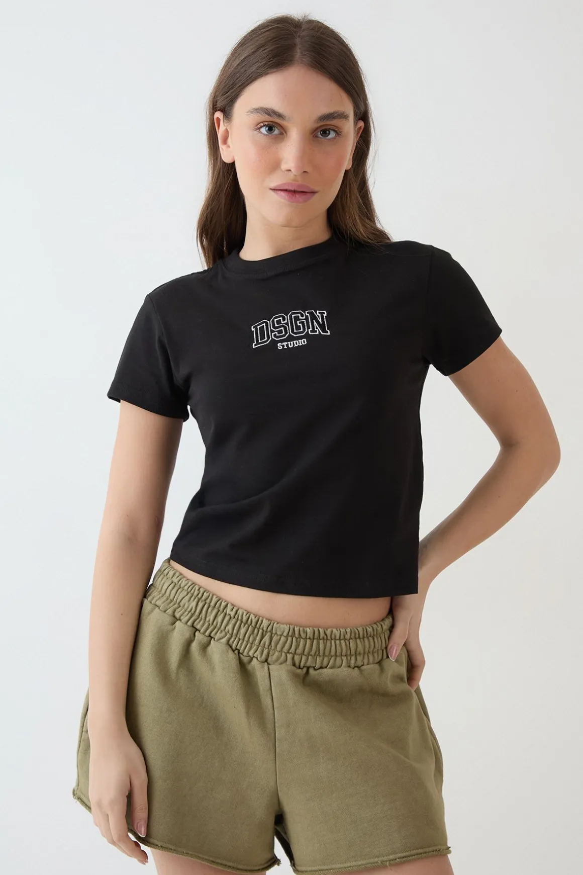 T-shirt Court Brodé Dsgn Studio