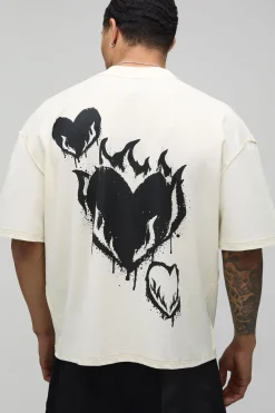 T-shirt Écru Oversize Coupe Boxy Coutures Apparentes Imprimé Graffiti Cœur