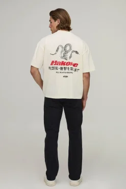 boohooMAN T-shirt Écru Oversize Coupe Boxy Imprimé Hakone<Homme T-Shirts Impriméstendances|T-Shirts