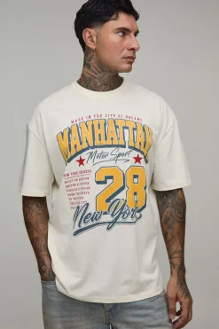 boohooMAN T-shirt Écru Oversize Imprimé Graphique Manhattan Tall<Homme Tout Afficher|Tout Afficher