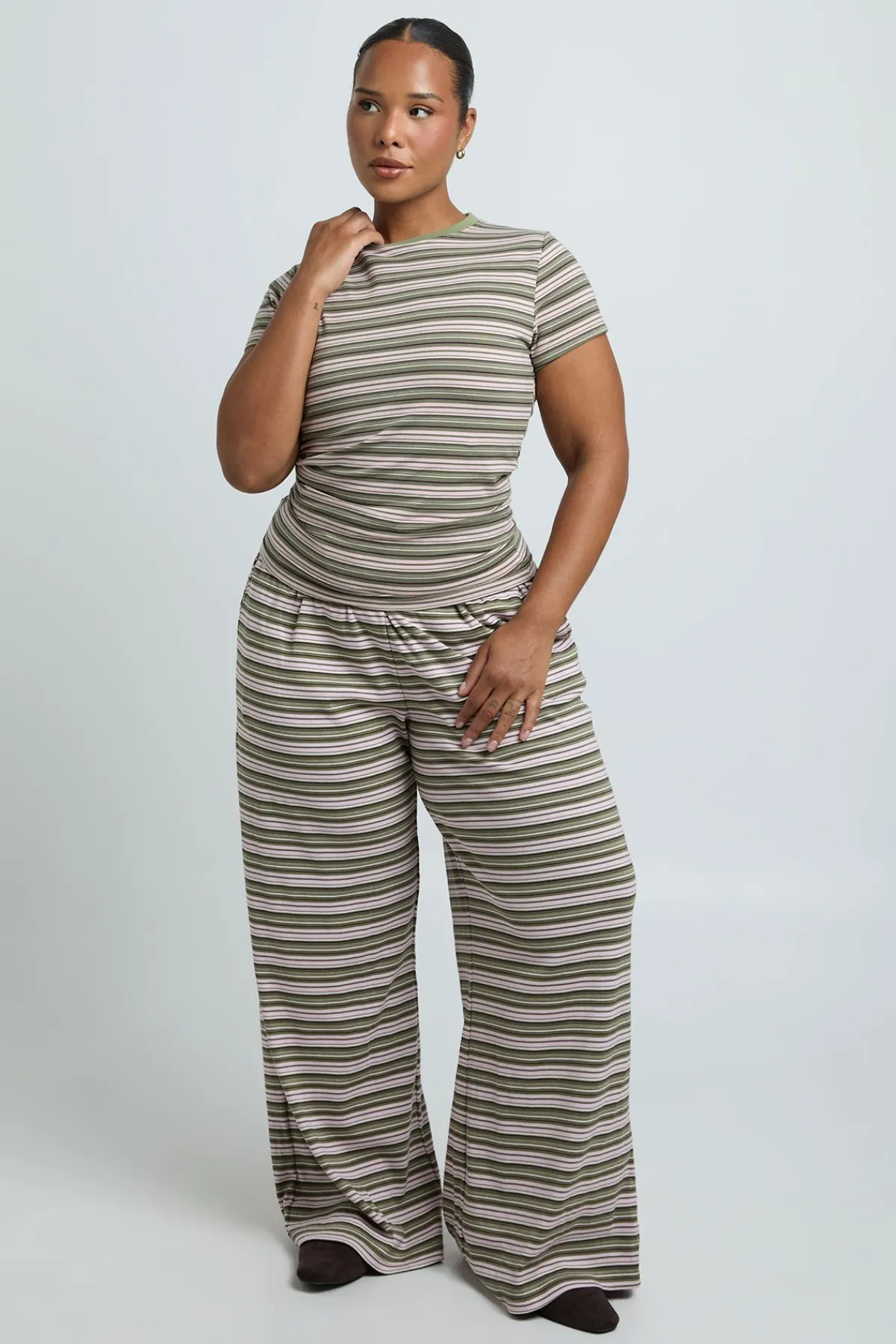 boohoo T-shirt Côtelé Ajusté À Rayures Grande Taille<Femme Tops