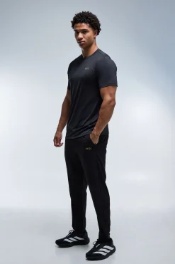 boohooMAN T-shirt De Performance Homme Active Gold Coupe Regular<Femme T-Shirts|Athleisure
