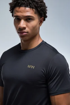 boohooMAN T-shirt De Performance Homme Active Gold Coupe Regular<Femme T-Shirts|Athleisure