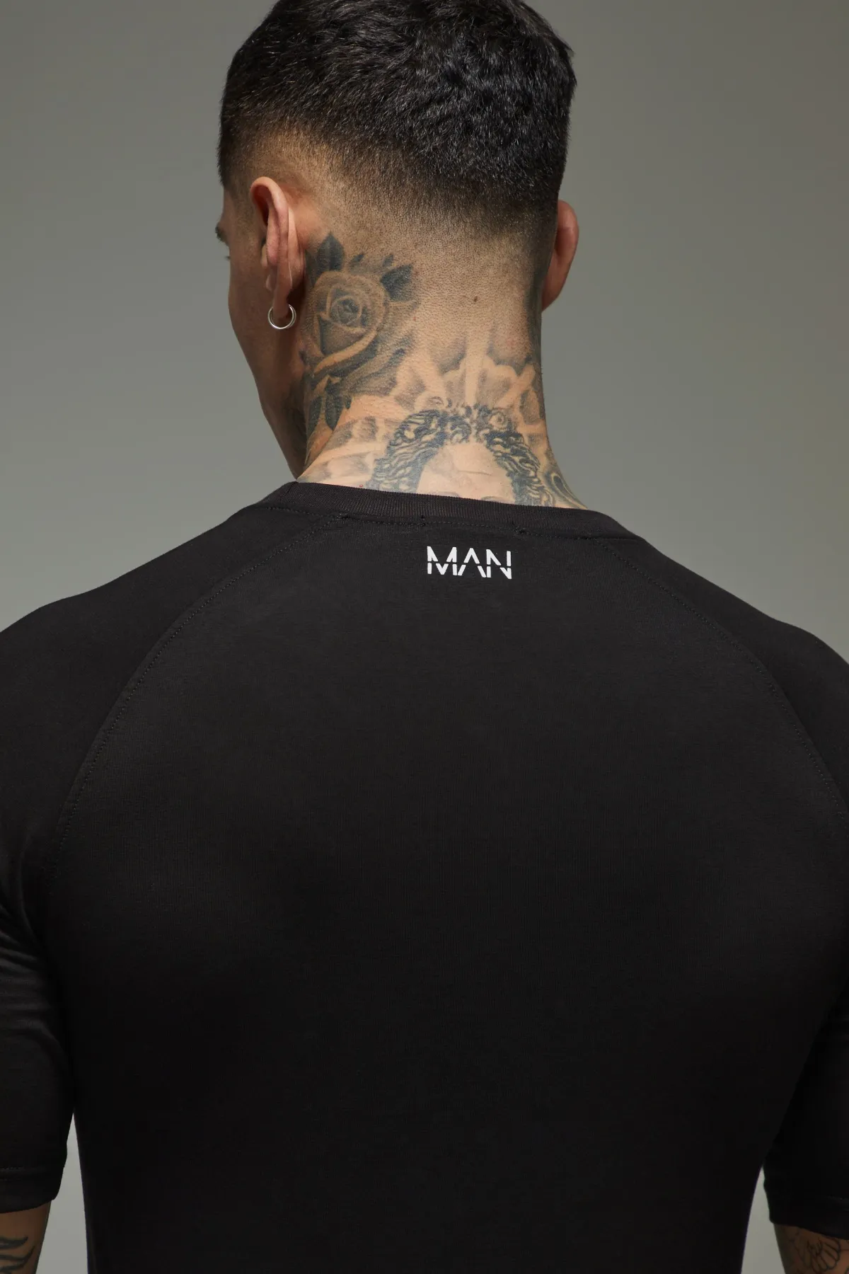 boohooMAN T-shirt de Sport Raglan Coupe Musclée Active pour Homme Grande Taille<Femme Tout Afficher|Tout Afficher Activewear