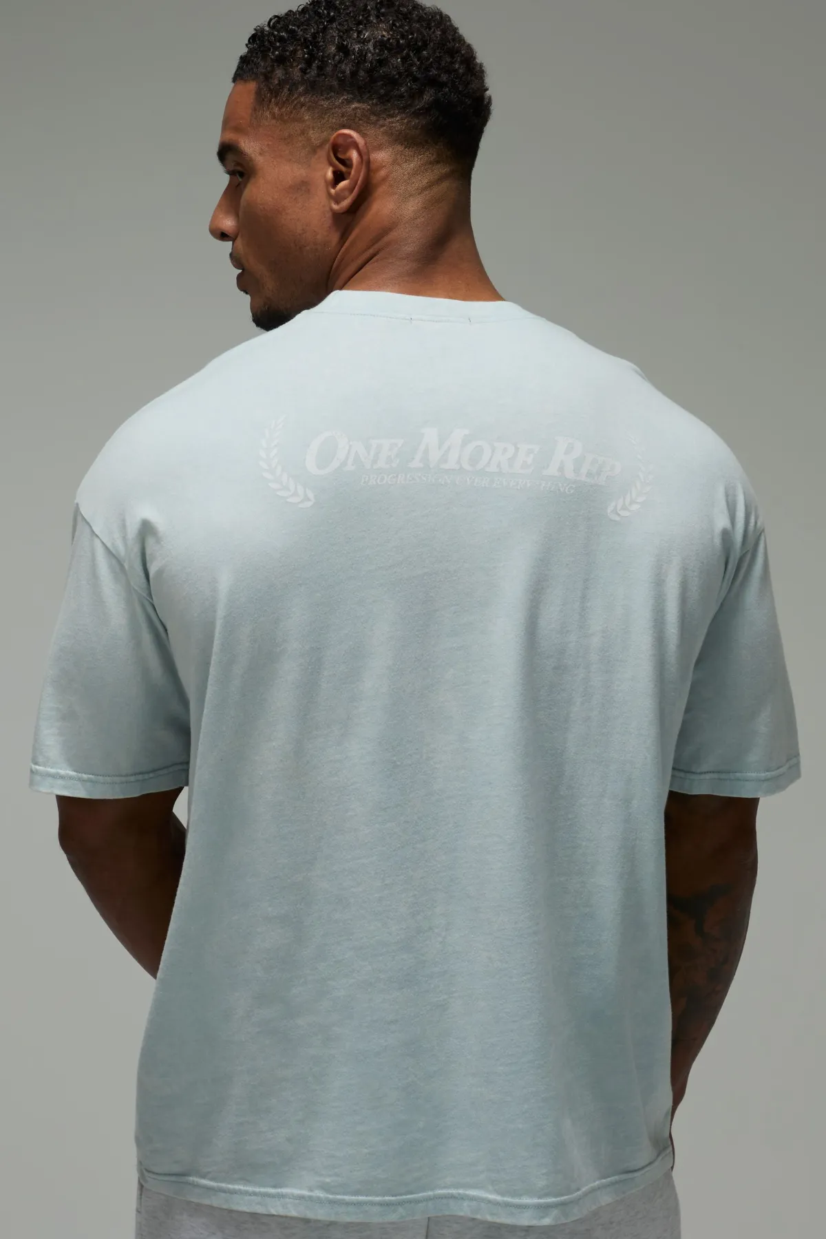boohooMAN T-shirt Délavé Oversize One More Rep<Femme Tout Afficher|Tout Afficher Activewear
