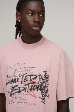 boohooMAN T-shirt Délavé Oversize À Imprimé Empilé Édition Limitée<Homme T-Shirts Impriméstendances|T-Shirts