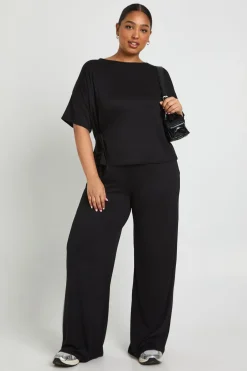 boohoo T-shirt à détails de nouage latéral et pantalon à jambe large<Femme Ensembles