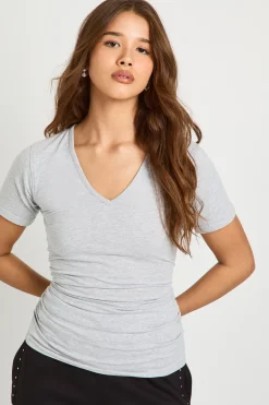 T-shirt à encolure en V, taille froncée et manches courtes