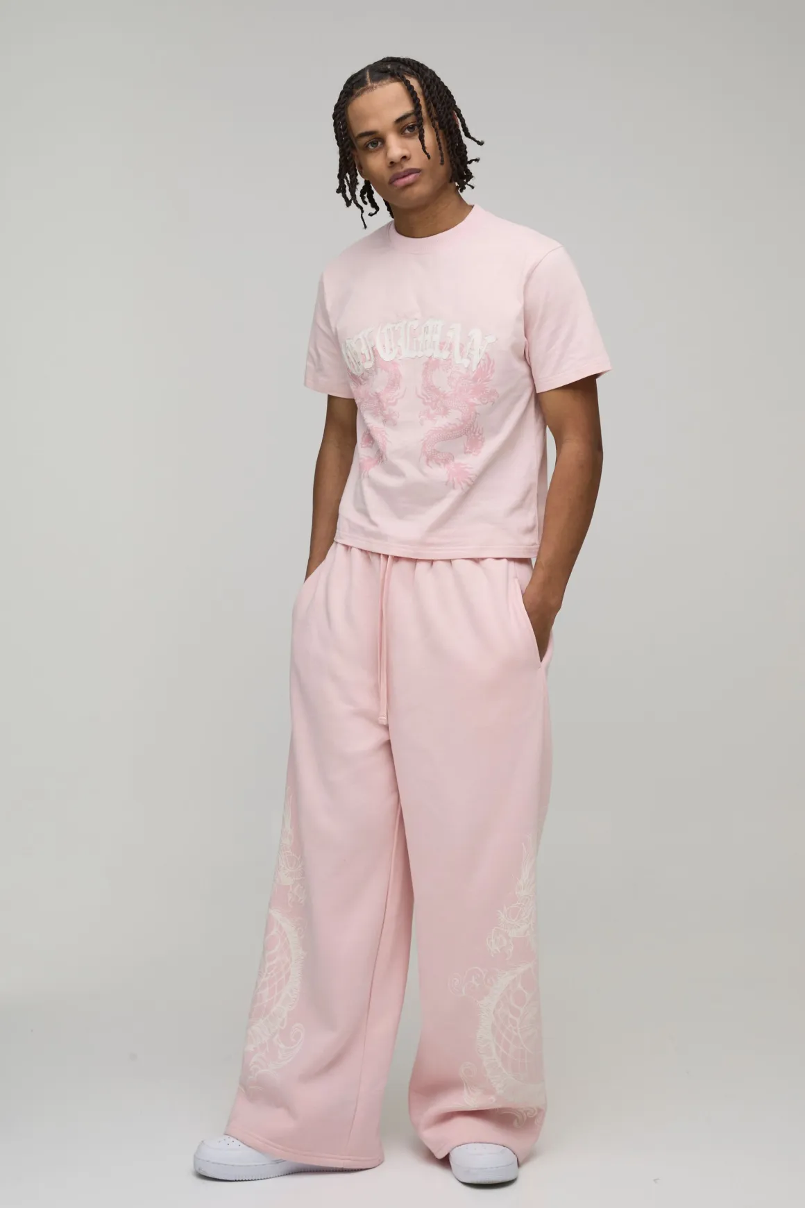 T-Shirt en Coton Lavé Coupe Ajustée avec Applique Dragon Ofclman