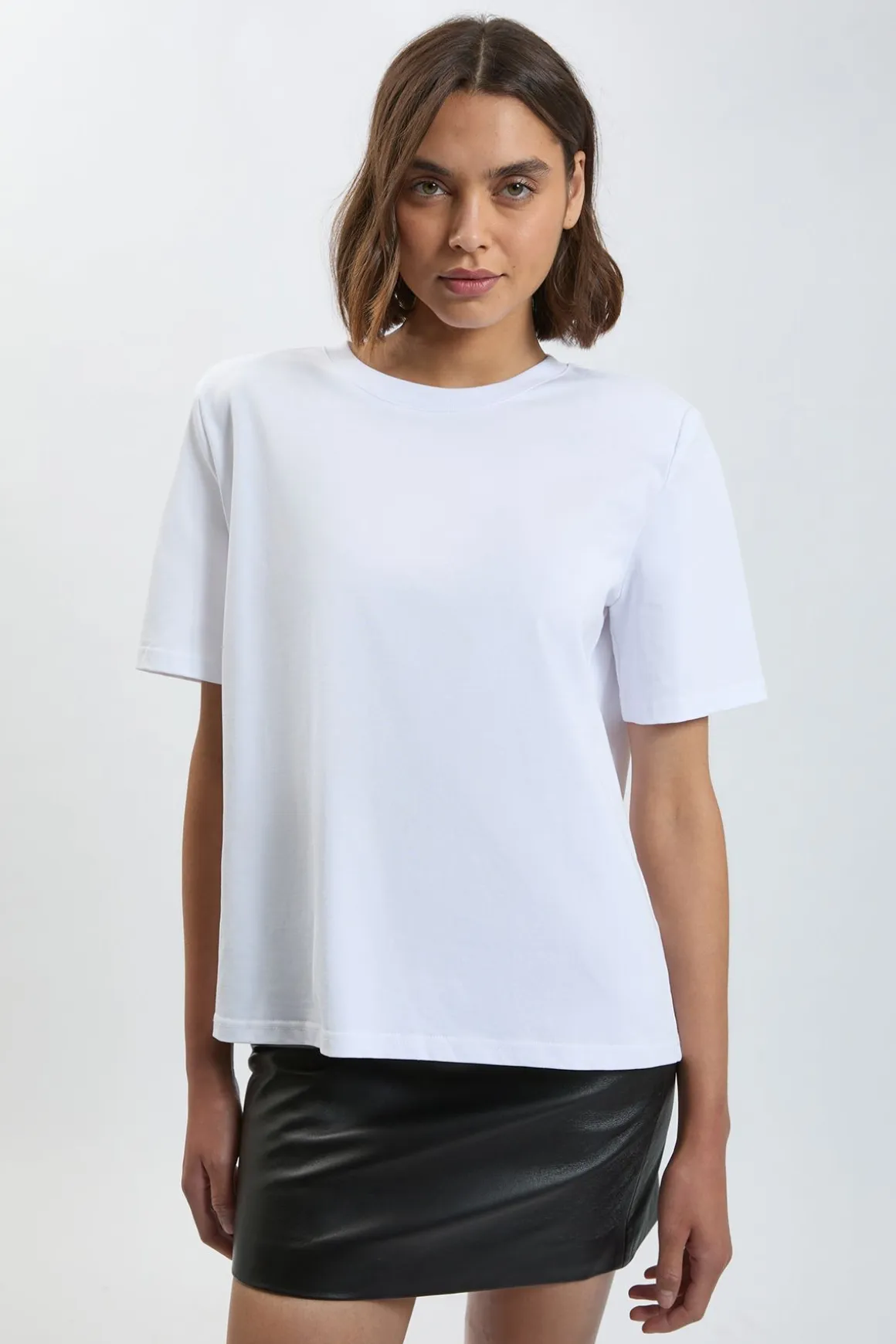T-shirt En Jersey À Épaules Structurées