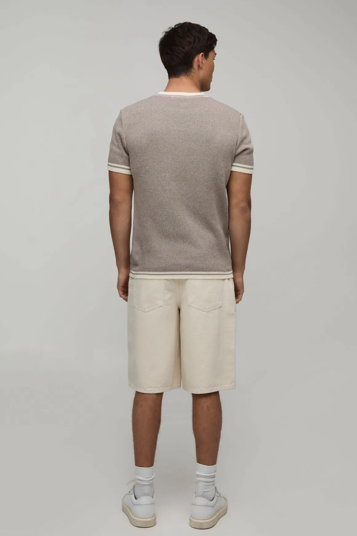 T-shirt En Maille Ajustée À Bords Contrastés En Mélange De Coton