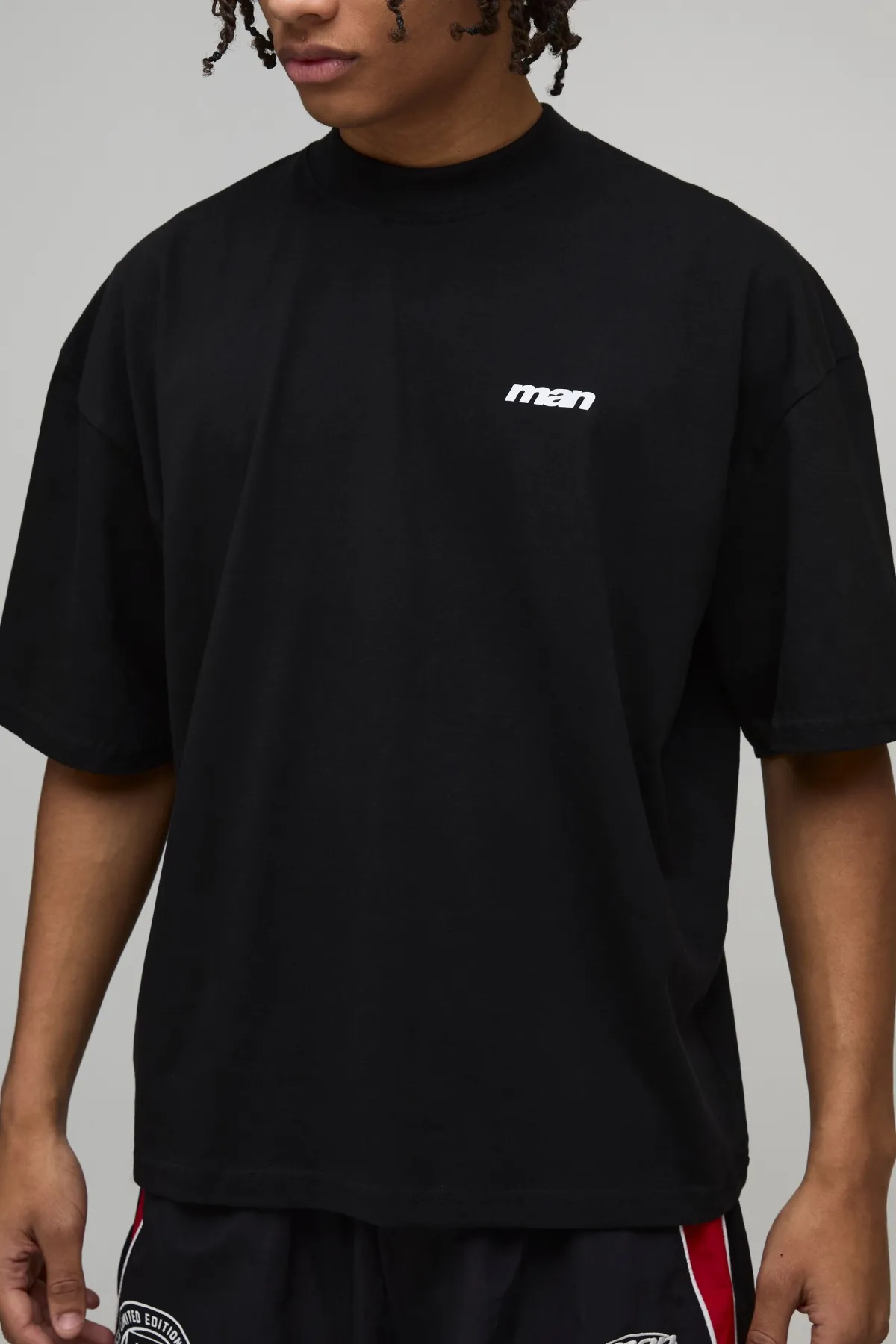 boohooMAN T-shirt 404 Error surdimensionné, de coupe boxy et à col allongé<Homme Nouveautés Grande Taille|Tout Afficher