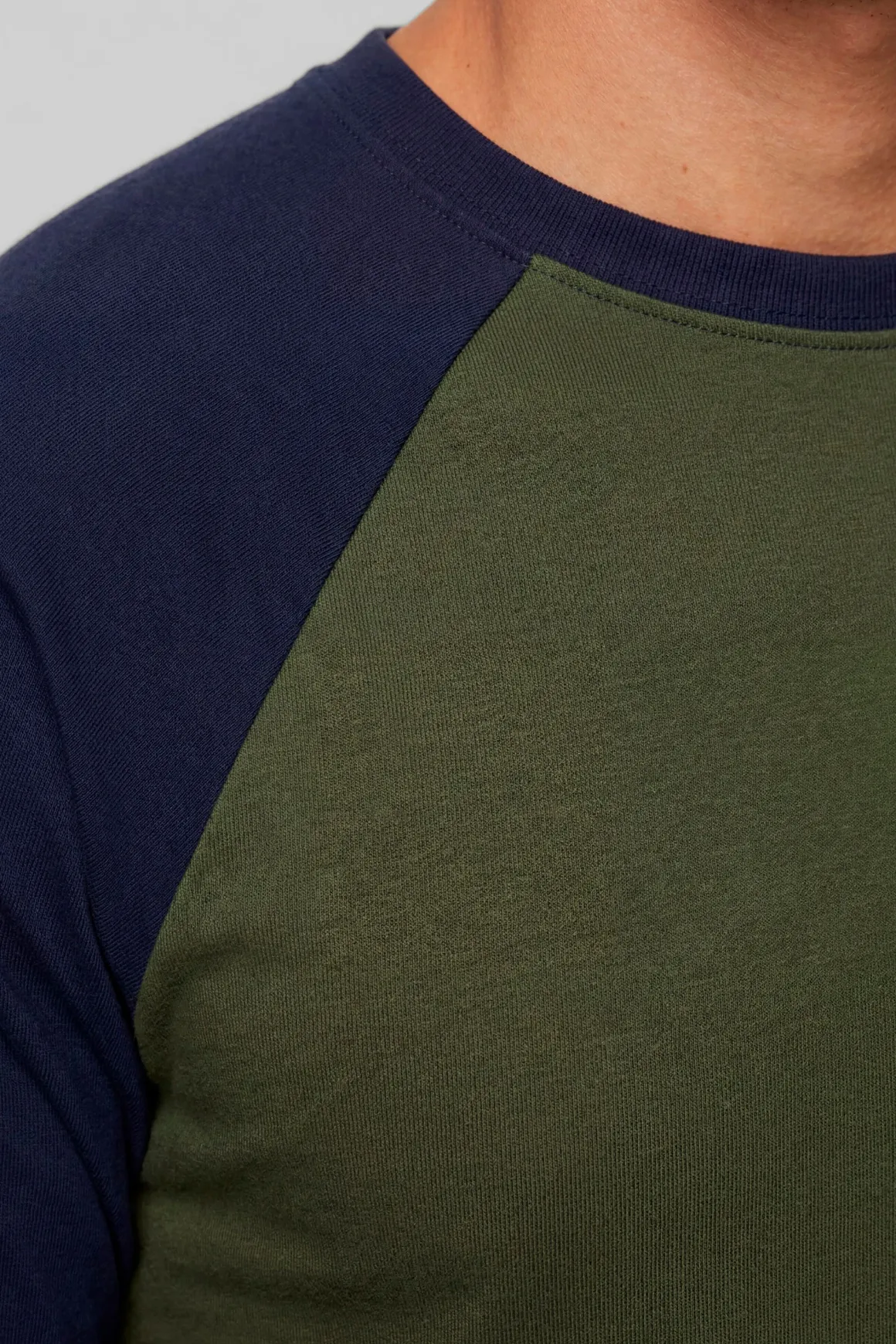 T-shirt Essentiel À Manches Longues Raglan Coupe Regular