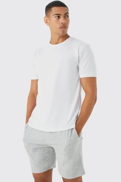 T-shirt et short ensemble décontracté