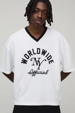 boohooMAN T-shirt Gaufré Ringer Col V Oversize Avec Broderie Worldwide<Homme T-Shirts Impriméstendances|T-Shirts