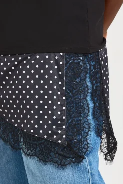 T-shirt Grande Taille À Pois En Dentelle Et Satin Avec Ourlet Asymétrique