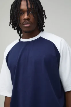 boohooMAN T-shirt Grande Taille Raglan Oversize À Manches Courtes<Homme T-Shirts