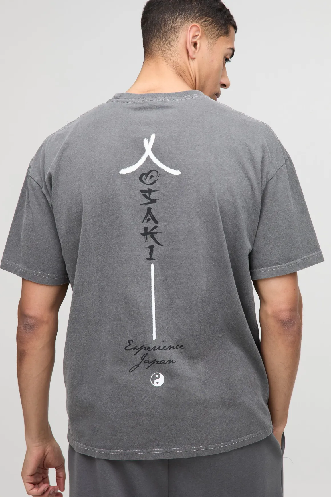 T-Shirt Graphique Japonais Délavé Oversize