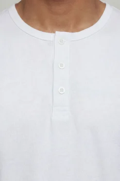 boohooMAN T-shirt Henley Coupe Regular Essentiel<Homme Tout Afficher|T-Shirts Grande Taille