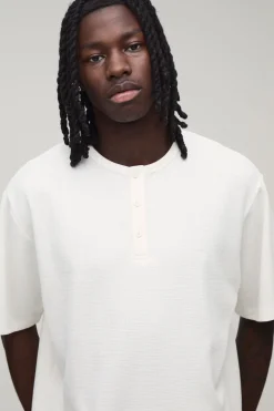 boohooMAN T-shirt Henley Gaufré À Coupe Décontractée<Homme T-Shirts