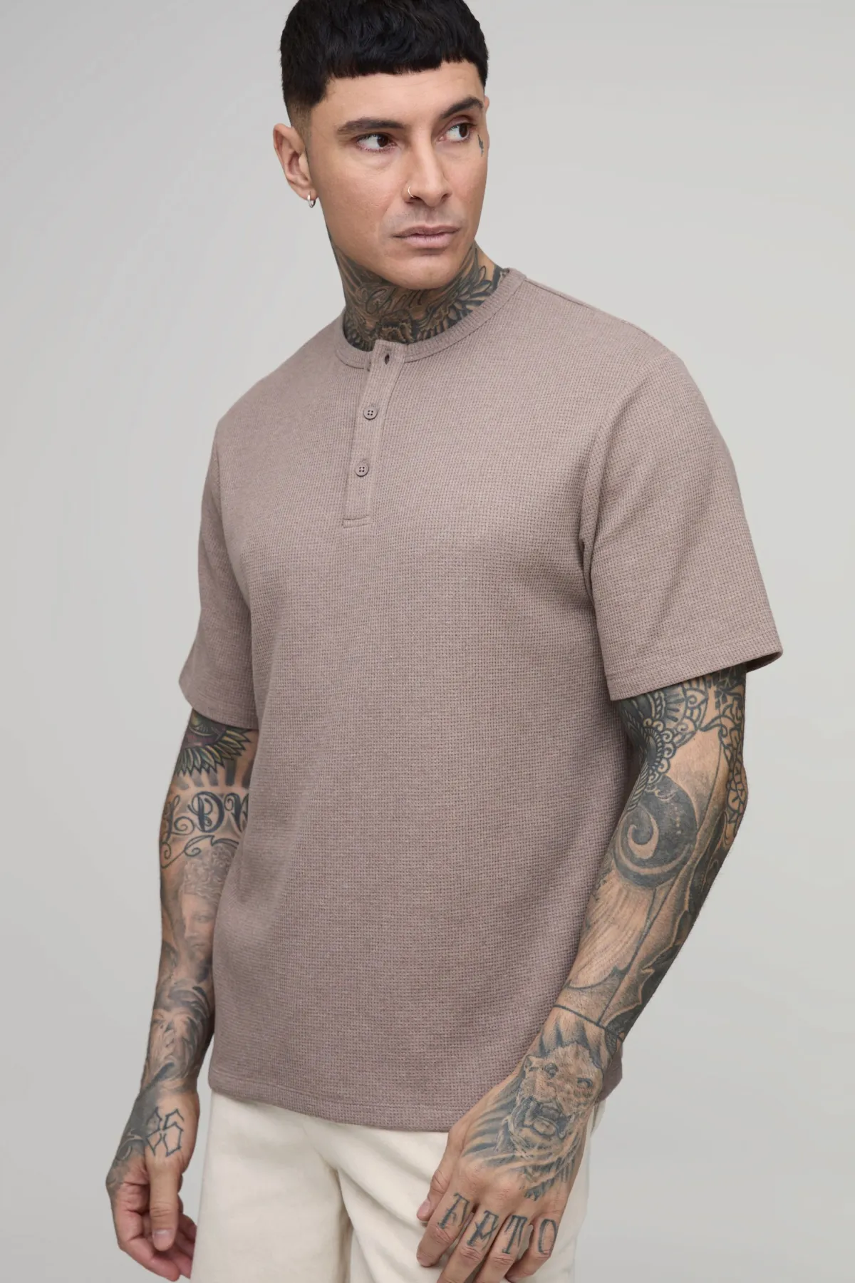 boohooMAN T-shirt Henley Gaufré Coupe Regular Tall<Homme T-Shirts Tall|Tout Afficher