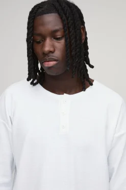 boohooMAN T-shirt Henley À Manches Longues En Maille Fine Coupe Regular<Homme T-Shirts|Maille