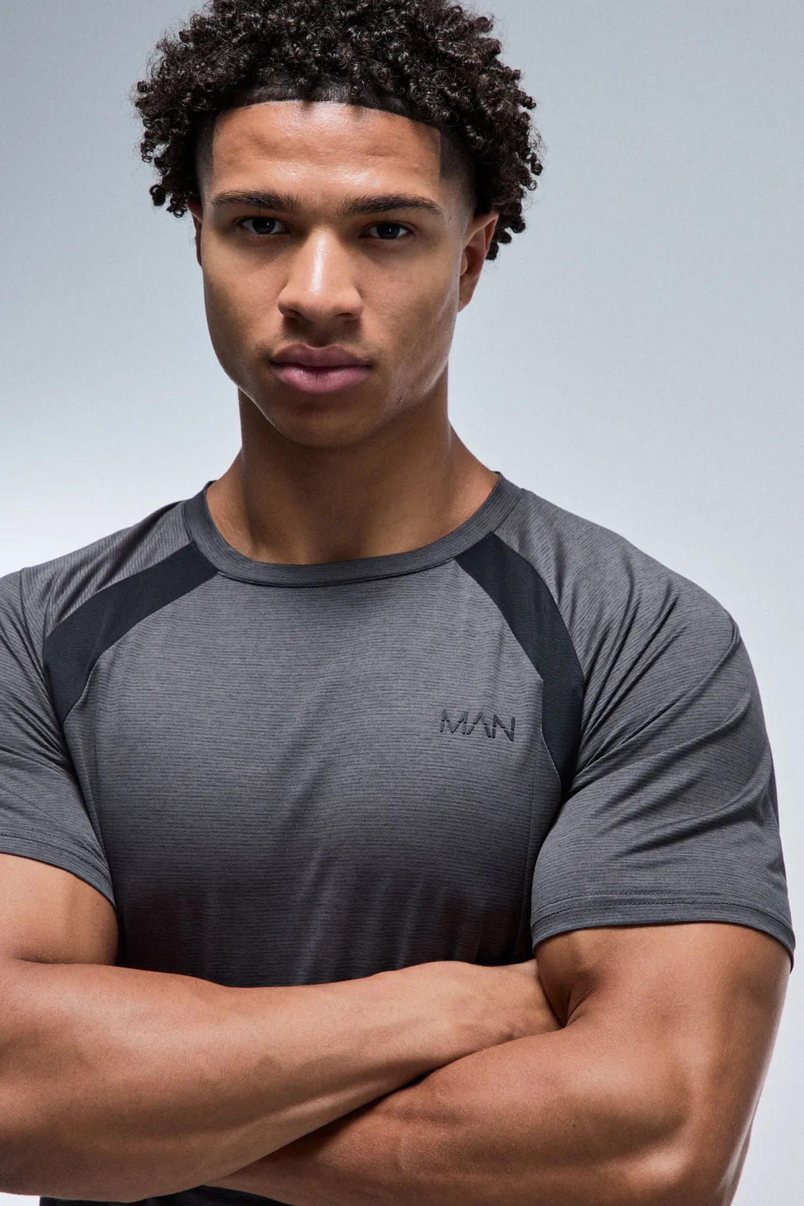 T-shirt Homme Active À Blocs De Couleur Avec Manches Raglan Coupe Regular