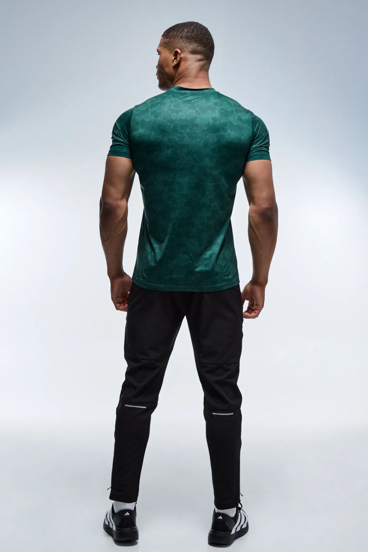 boohooMAN T-shirt Homme Active Coupe Regular Imprimé Camouflage Géométrique<Femme T-Shirts|Athleisure