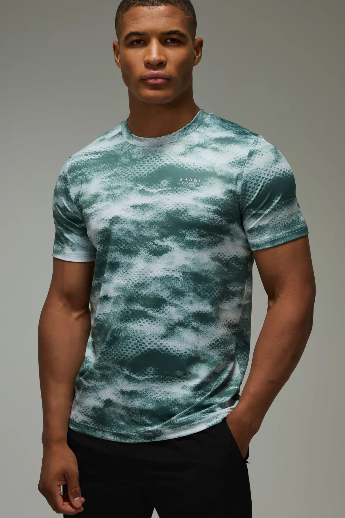 T-shirt Homme Coupe Regular À Imprimé Nuages Abstraits Active