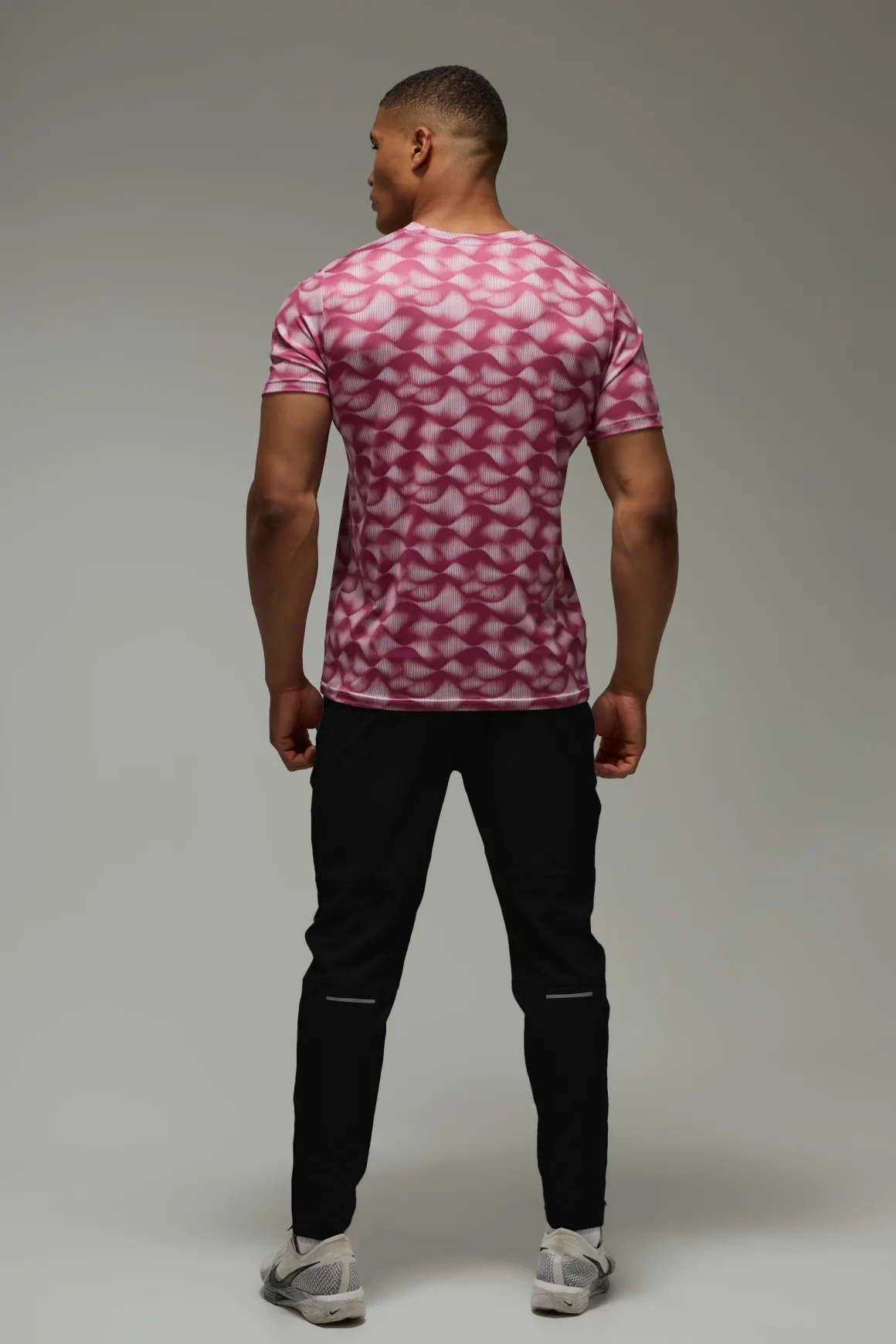 T-shirt Homme Coupe Regular À Motif Vagues Abstraites Active