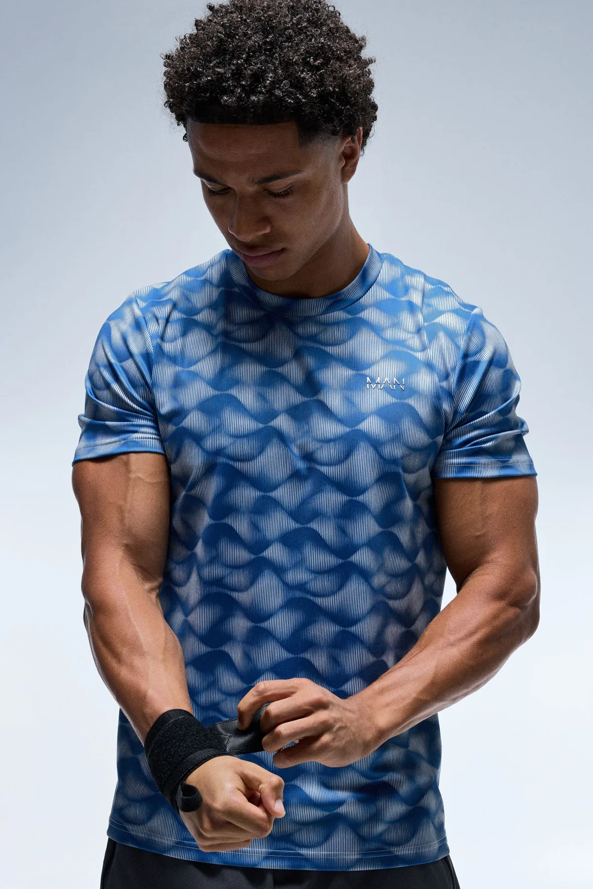 boohooMAN T-shirt Homme Coupe Regular À Motif Vague Abstraite Active<Femme T-Shirts|Athleisure