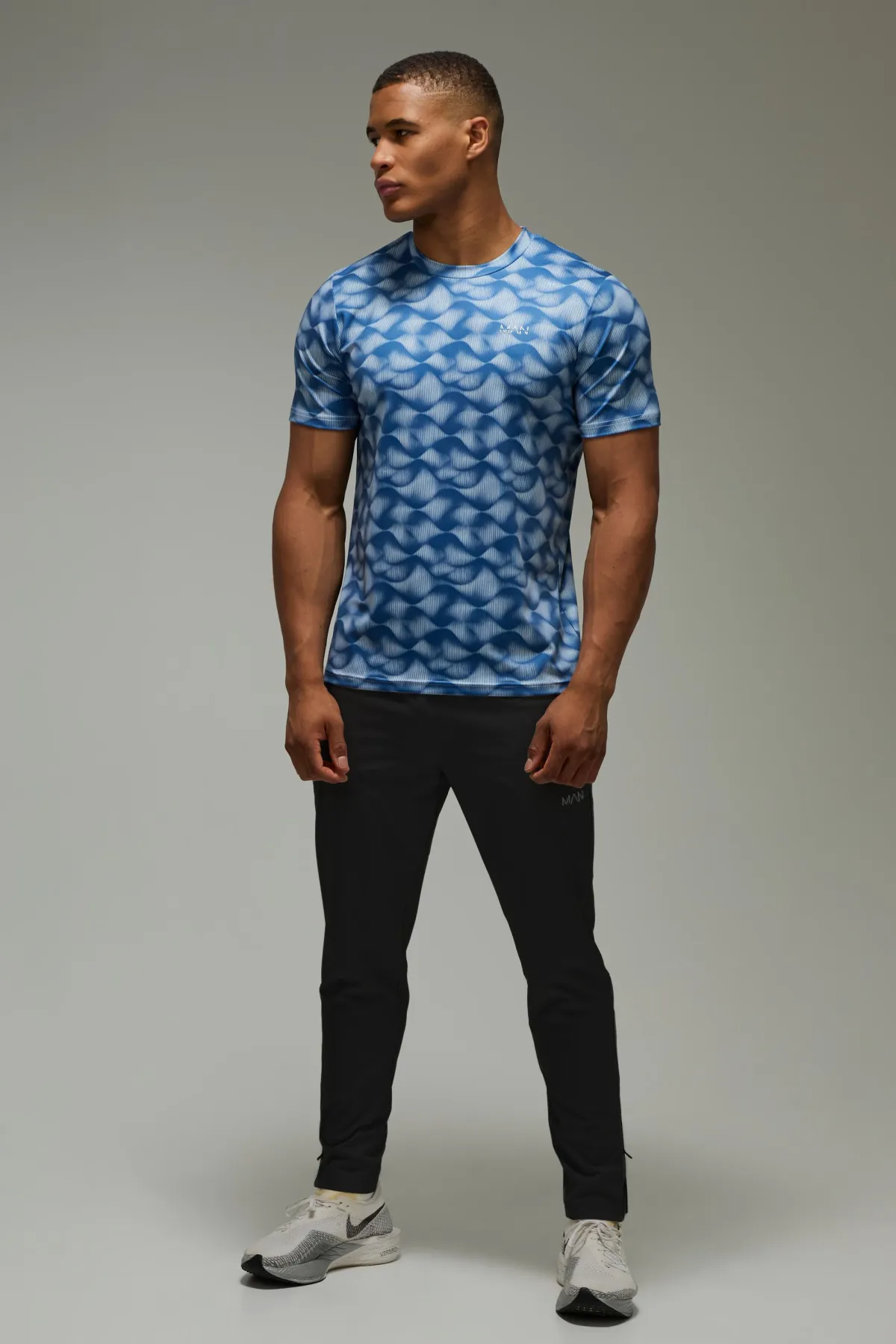 boohooMAN T-shirt Homme Coupe Regular À Motif Vague Abstraite Active<Femme T-Shirts|Athleisure