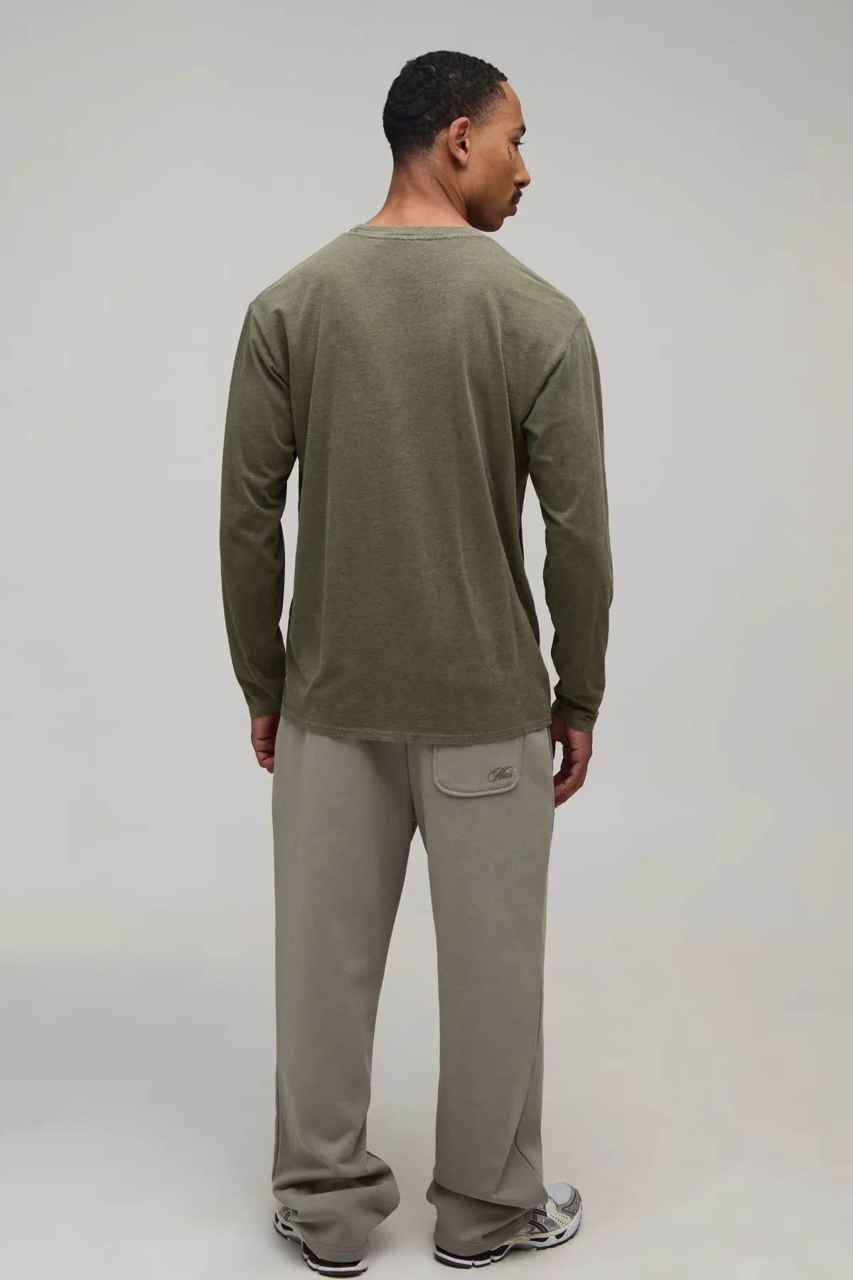 boohooMAN T-shirt Homme Manches Longues À Logo Ovale Coupe Regular Overdyed<Homme T-Shirts