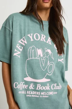 T-shirt imprimé avec motif de tasse à café de New York City