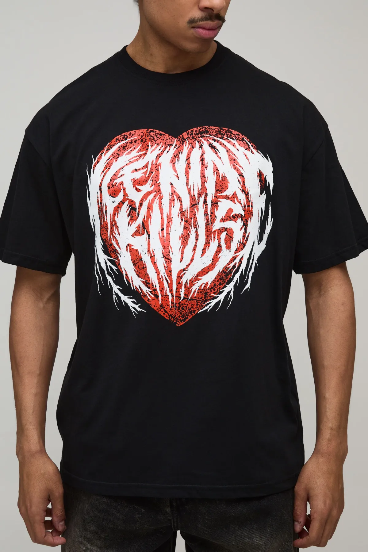 boohooMAN T-Shirt Imprimé Licence Ice Nine Kills Heart Coupe Oversize<Homme T-Shirts Impriméstendances|T-Shirts
