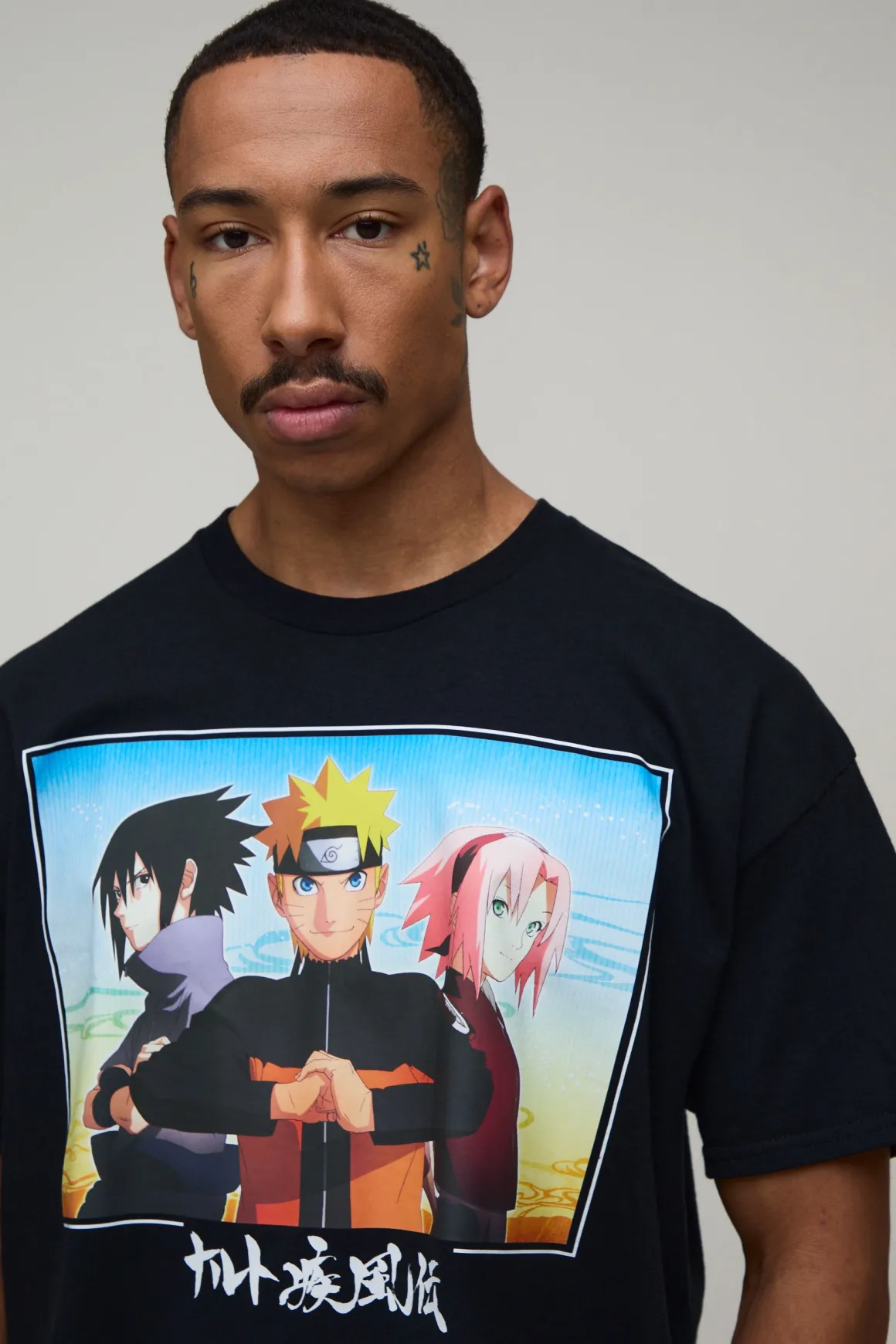 T-shirt Imprimé Licence Naruto Sakura Coupe Oversize