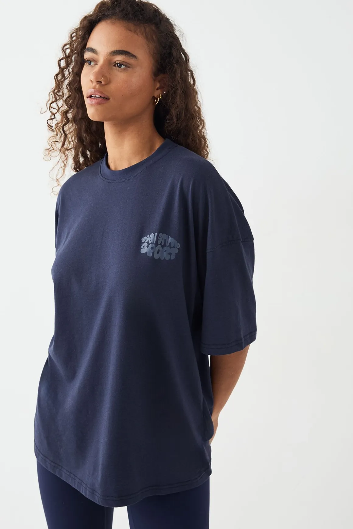 T-Shirt Imprimé Oversize DSGN Studio Sport