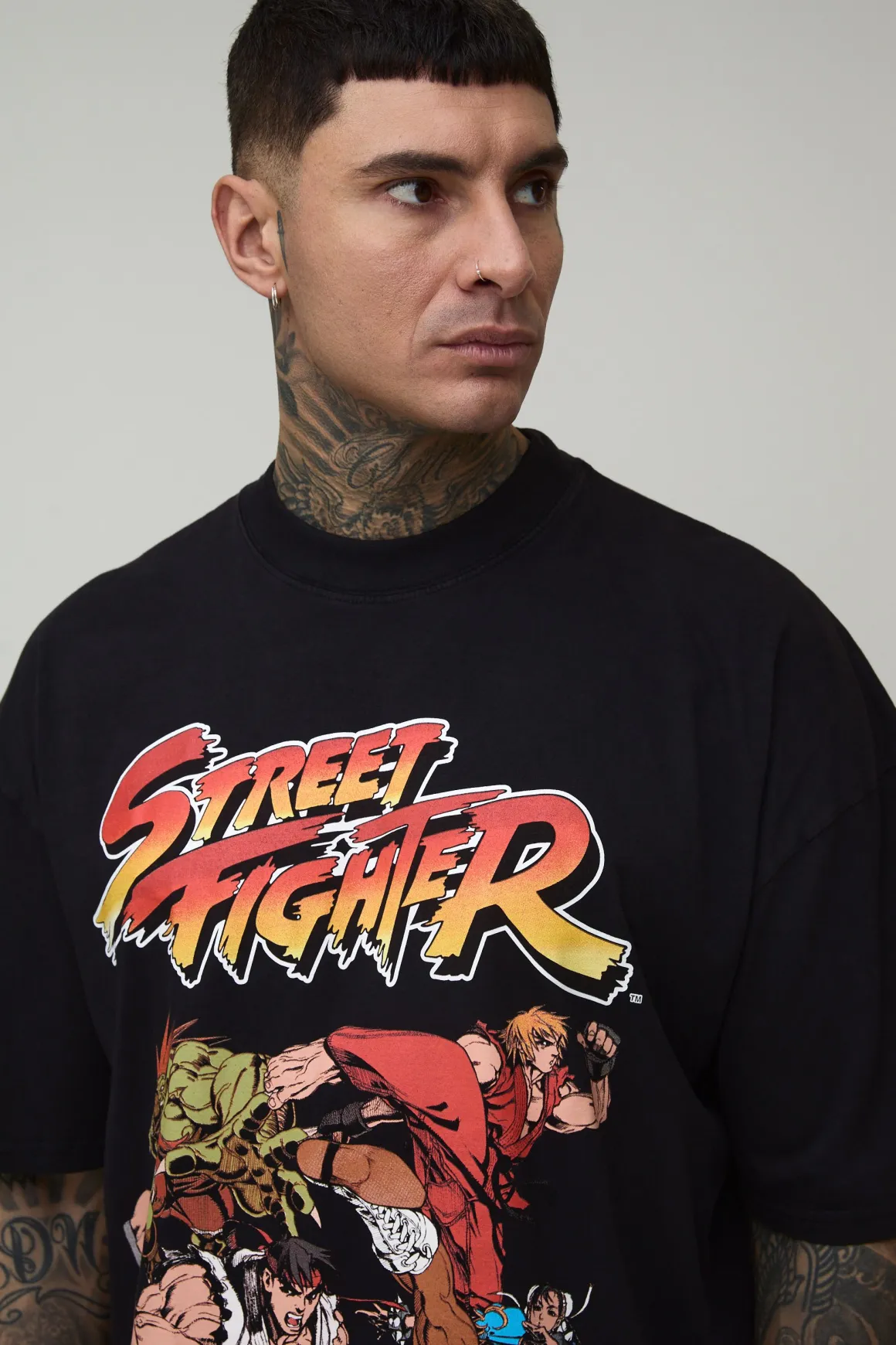 T-Shirt Imprimé Street Fighter Licence Délavé à l'Acide Oversize Grande Taille
