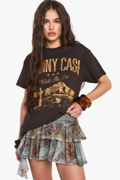 boohoo T-shirt imprimé surdimensionné sous licence Johnny Cash<Femme Looks Chocolat|Tops