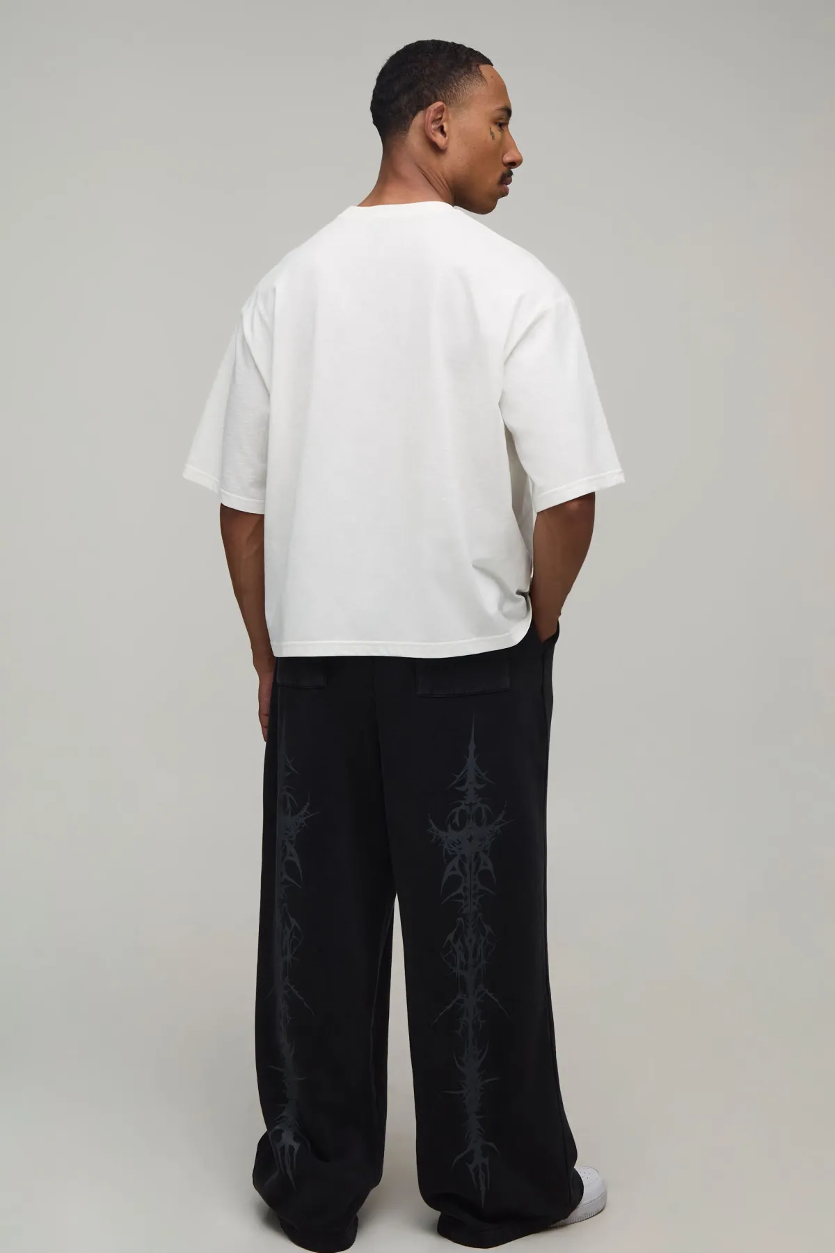 boohooMAN T-shirt Jersey Slub Gothique Coupe Boxy Oversize<Homme T-Shirts Impriméstendances|T-Shirts