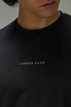 T-shirt à Manches Longues Common Pace Running Coupe Régulière
