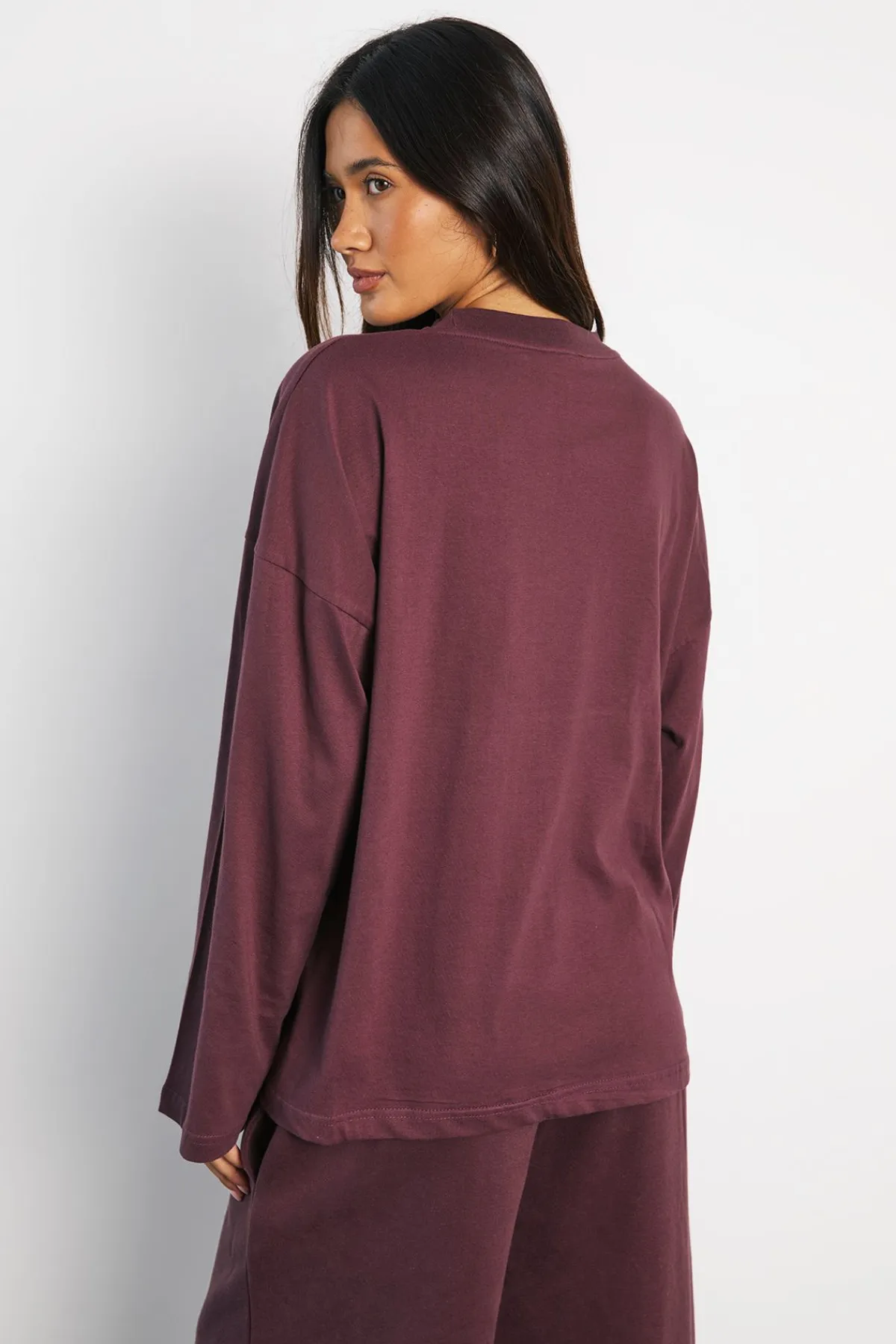 boohoo T-shirt À Manches Longues Oversize Basique<Femme Basiques|Tops