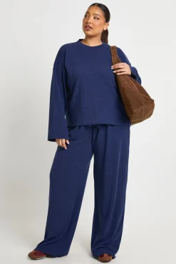 T-shirt à manches longues Plus & ensemble coordonné avec pantalon à jambes larges