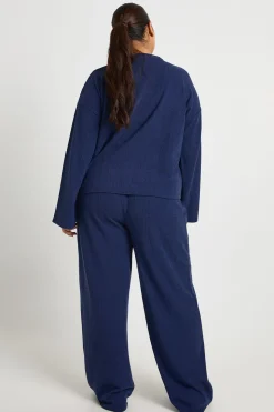 T-shirt à manches longues Plus & ensemble coordonné avec pantalon à jambes larges