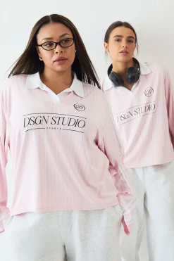 T-Shirt à Manches Longues Style Maillot de Football DSGN Studio