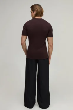 T-shirt Moulant En Maille Douce À Coupe Musclée