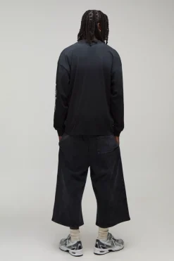 T-shirt Noir Manches Longues Oversize À Imprimé Emblème Gothique Effet Spray Wash